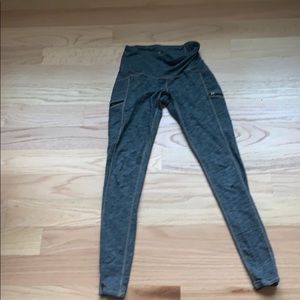 Athleta leggings with zipper pockets